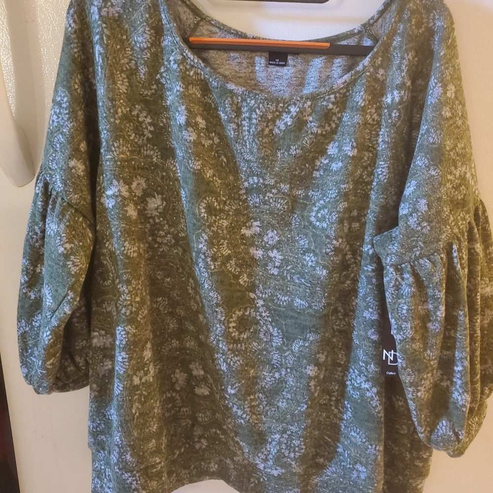 New Directions Curvy Shirt